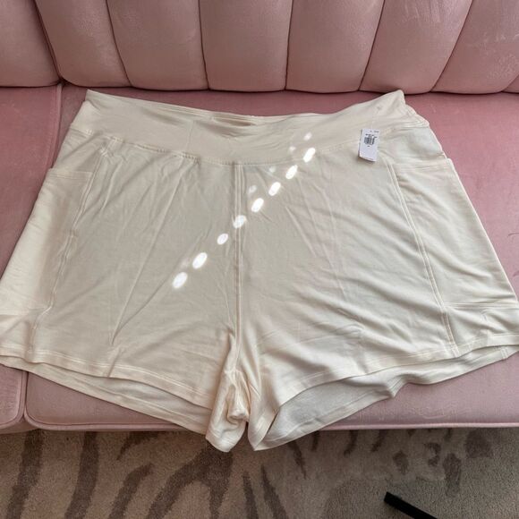Old Navy Plus Size 3X Cream High Waist Terry Cloth Shorts - Picture 5 of 7